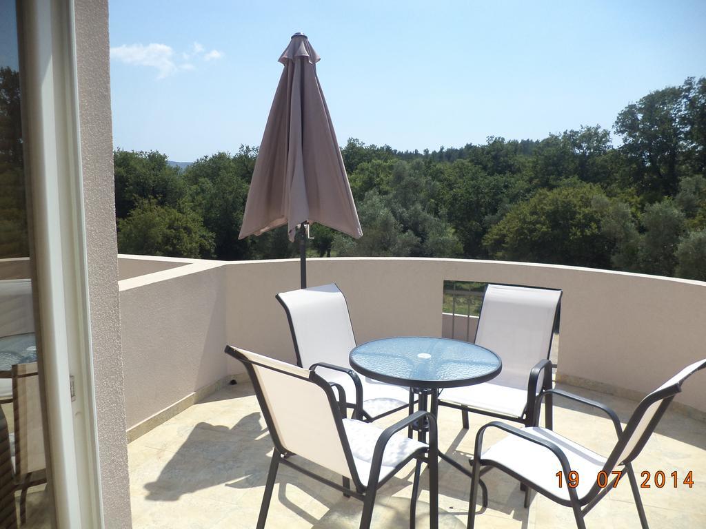 Apartmani Bulajic Tivat Exteriör bild