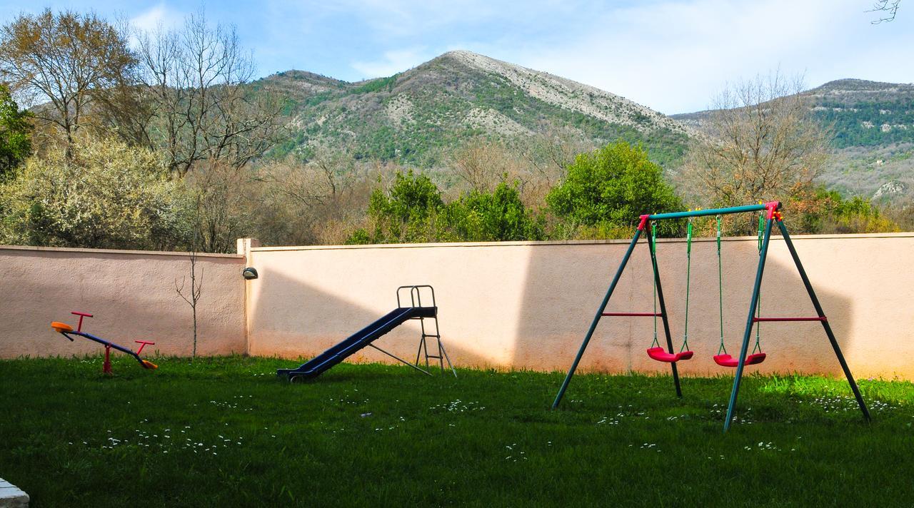 Apartmani Bulajic Tivat Exteriör bild
