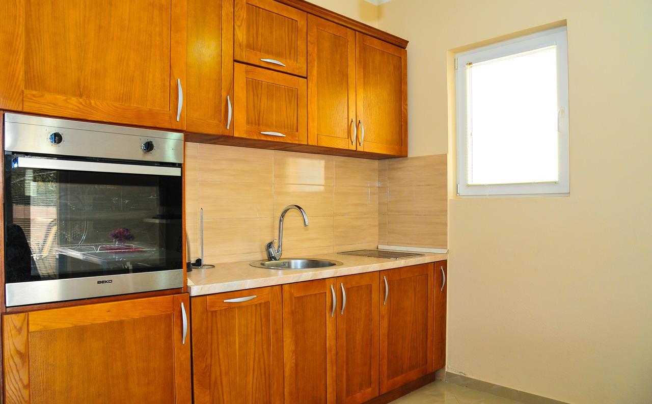 Apartmani Bulajic Tivat Exteriör bild