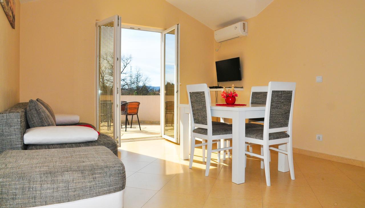 Apartmani Bulajic Tivat Exteriör bild