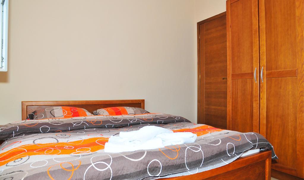 Apartmani Bulajic Tivat Exteriör bild